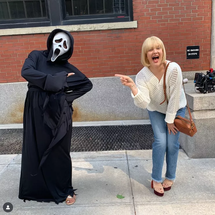 ghostface and casey halloween costume