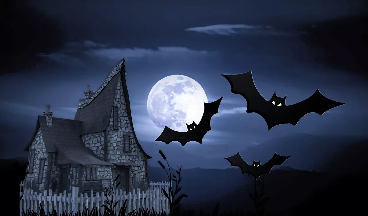 haunted house wallpaper