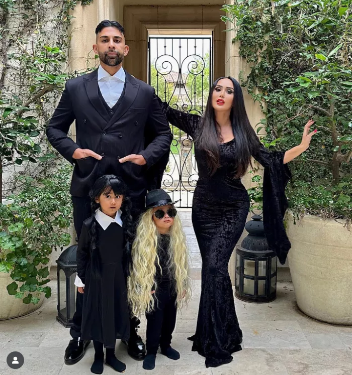  the addams family halloween costume